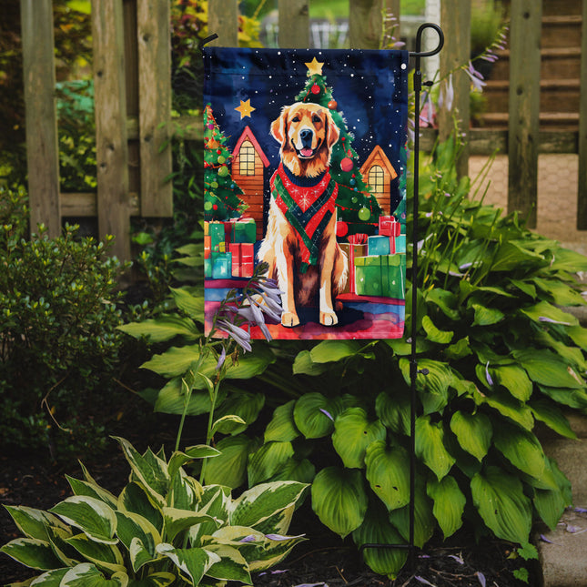 Golden Retriever Christmas Garden Flag